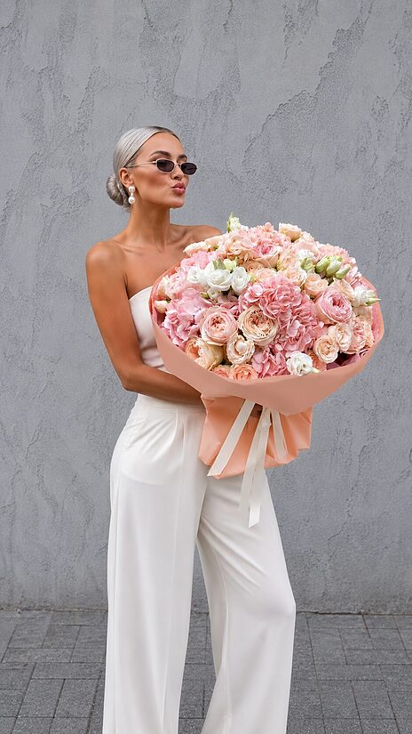 Blush Angelika