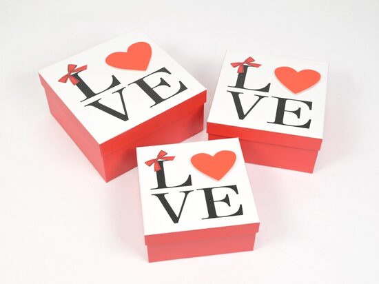 Komplekts LOVE 3 pcs / set 15*15*6.5 17*17*8 19*19*9.5