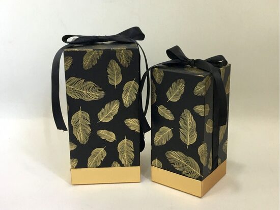 Flower Box 2S Rectangular Black with Feathers 2 pcs / set L：14x14x28cm S：11.5x11.5x24cm