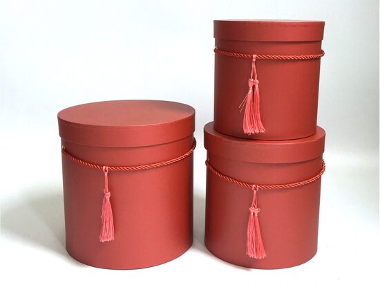 REd boxes 3 pcs / set L. 22,5x22,5cm M. 20x20cm S. 17,5x17,8cm